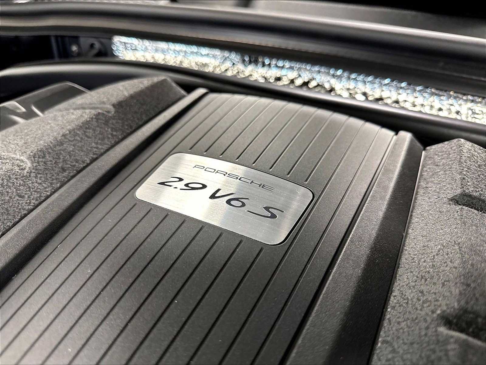 New 2026 Porsche Macan S AWD/4WD image 36