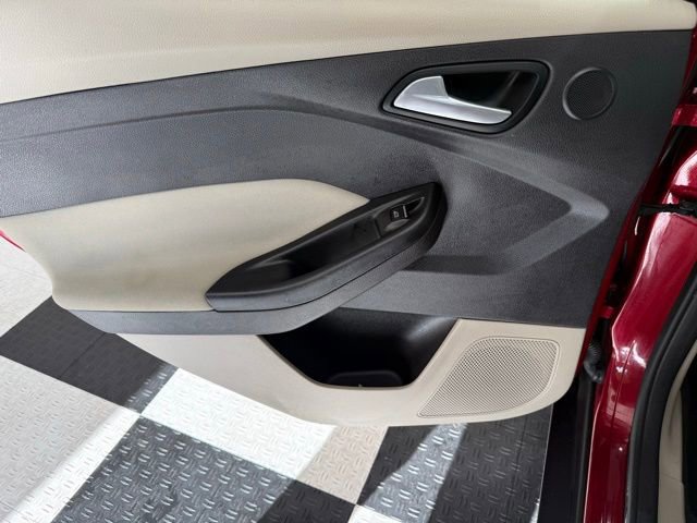 Used 2015 Ford Focus Electric Hatchback image 18