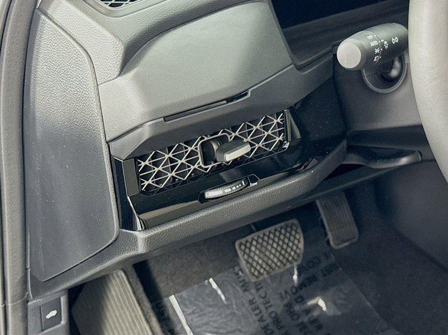 Used 2025 Honda Accord EX-L image 17