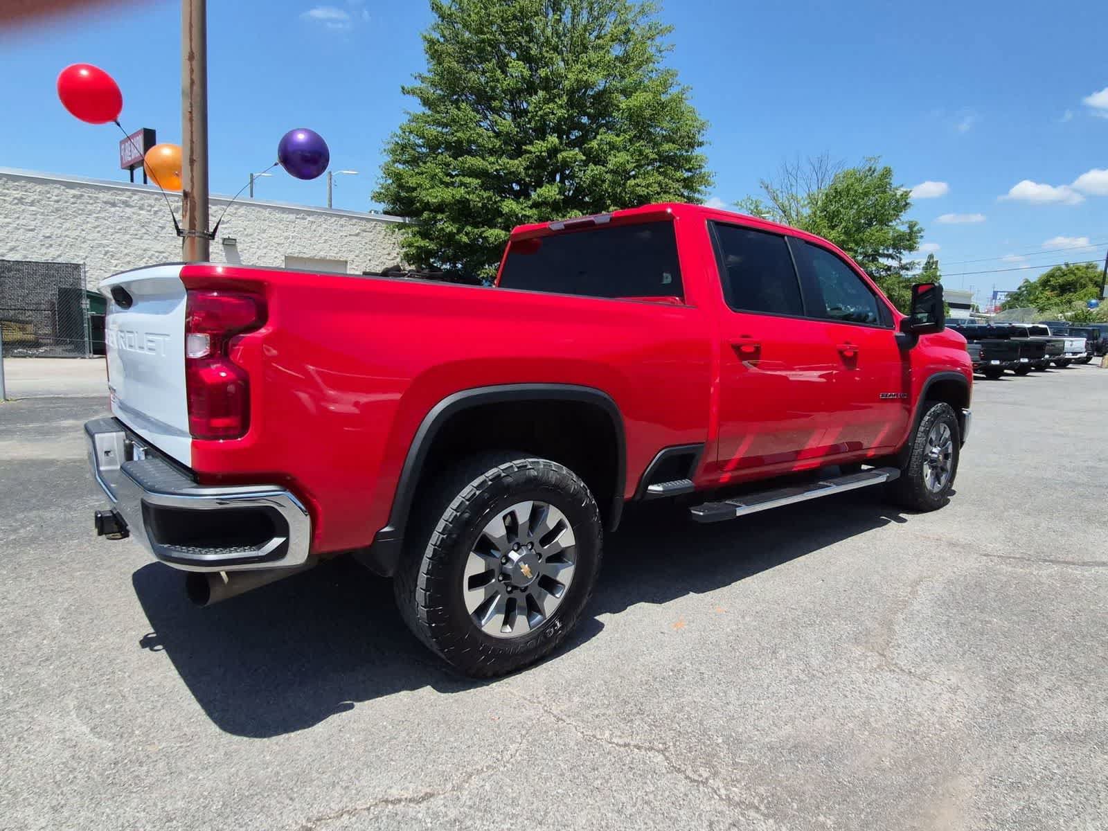 Used 2024 Chevrolet Silverado 2500 LT AWD/4WD image 8
