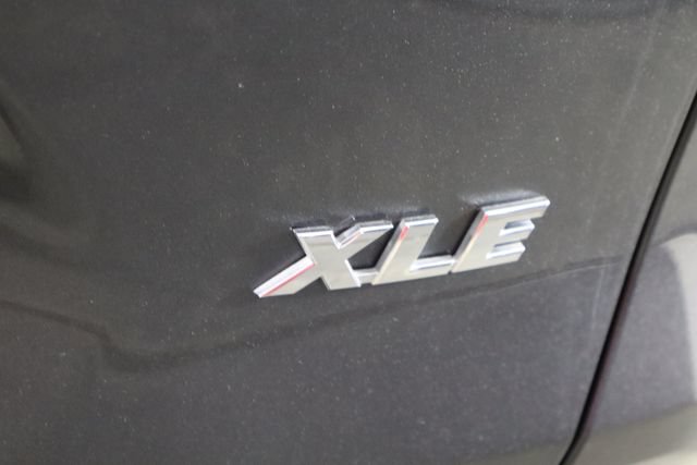 Used 2023 Toyota RAV4 XLE Premium FWD image 40