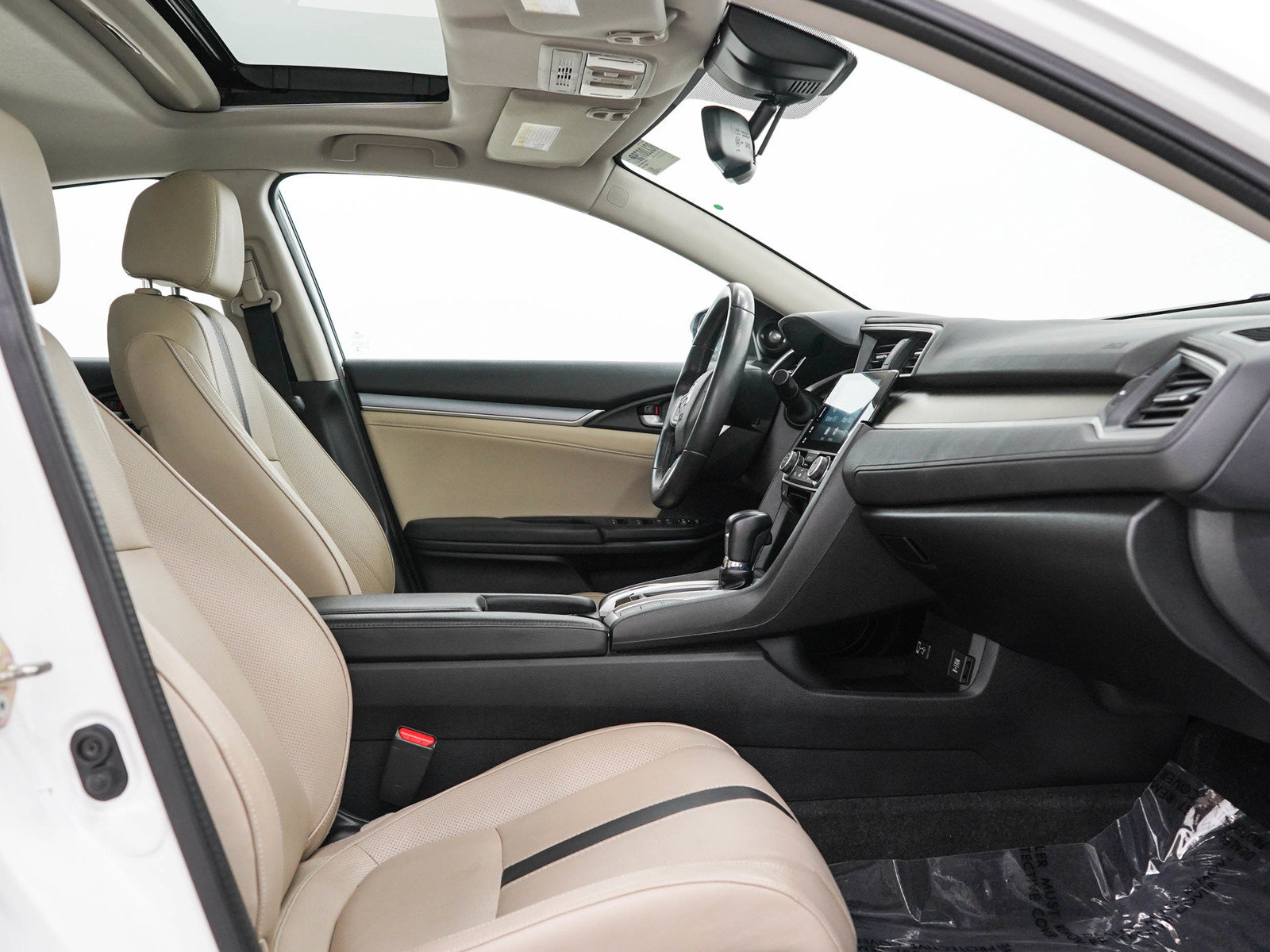 Used 2016 Honda Civic Touring image 11
