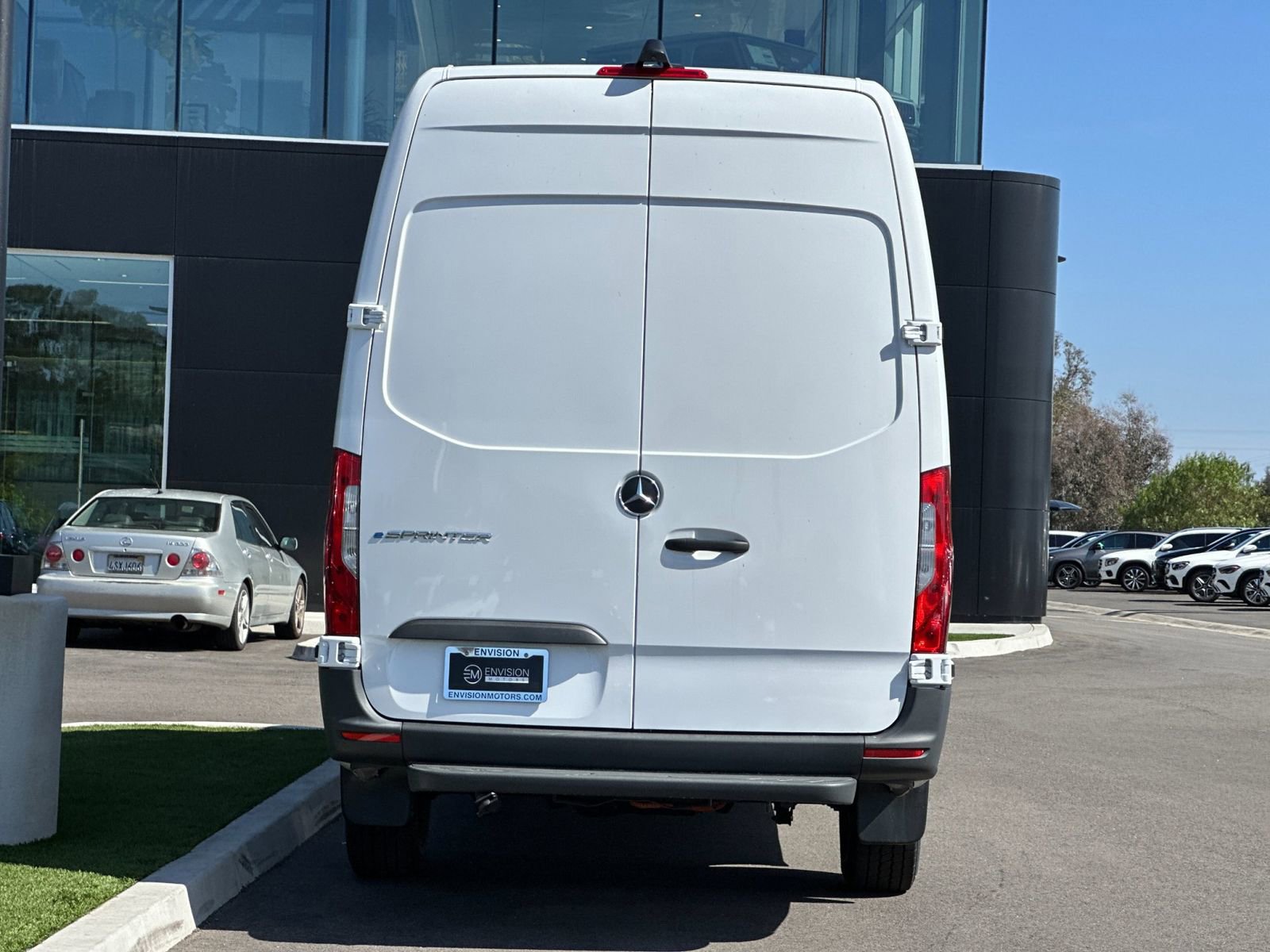 New 2025 Mercedes-Benz eSprinter 170 Cargo image 4