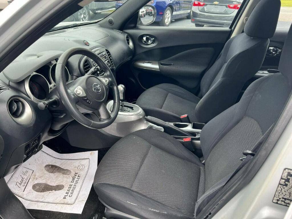 Used 2014 Nissan Juke S FWD image 11