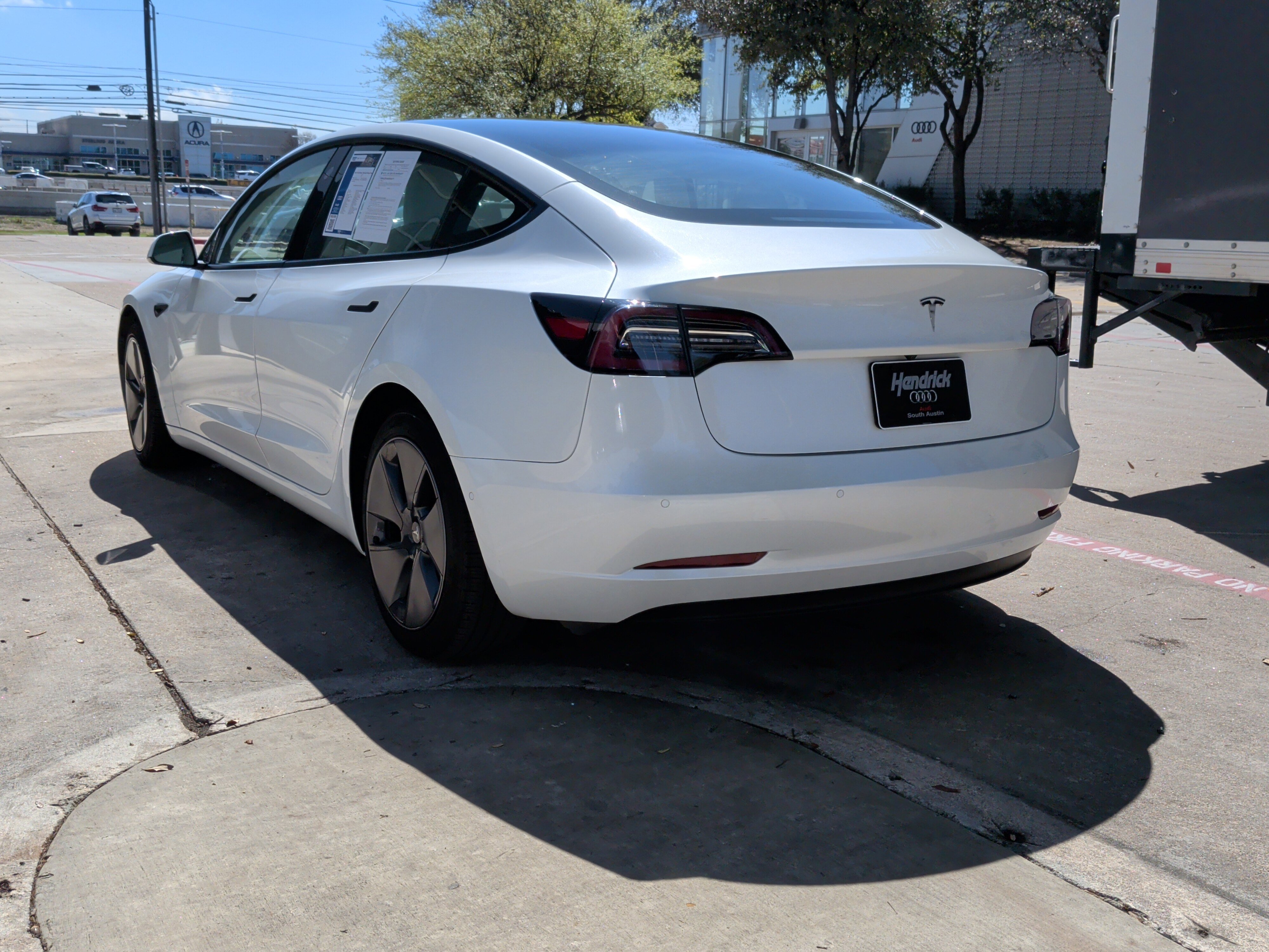 Used 2021 Tesla Model 3 Standard Range Plus image 8