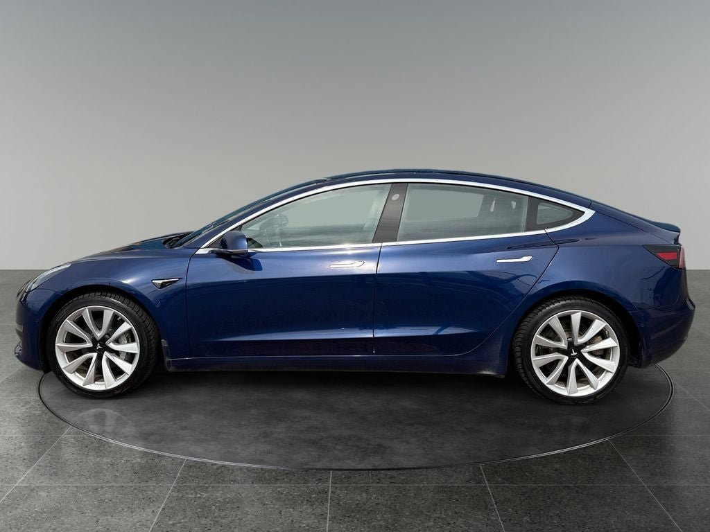 Used 2018 Tesla Model 3 Long Range AWD/4WD image 5