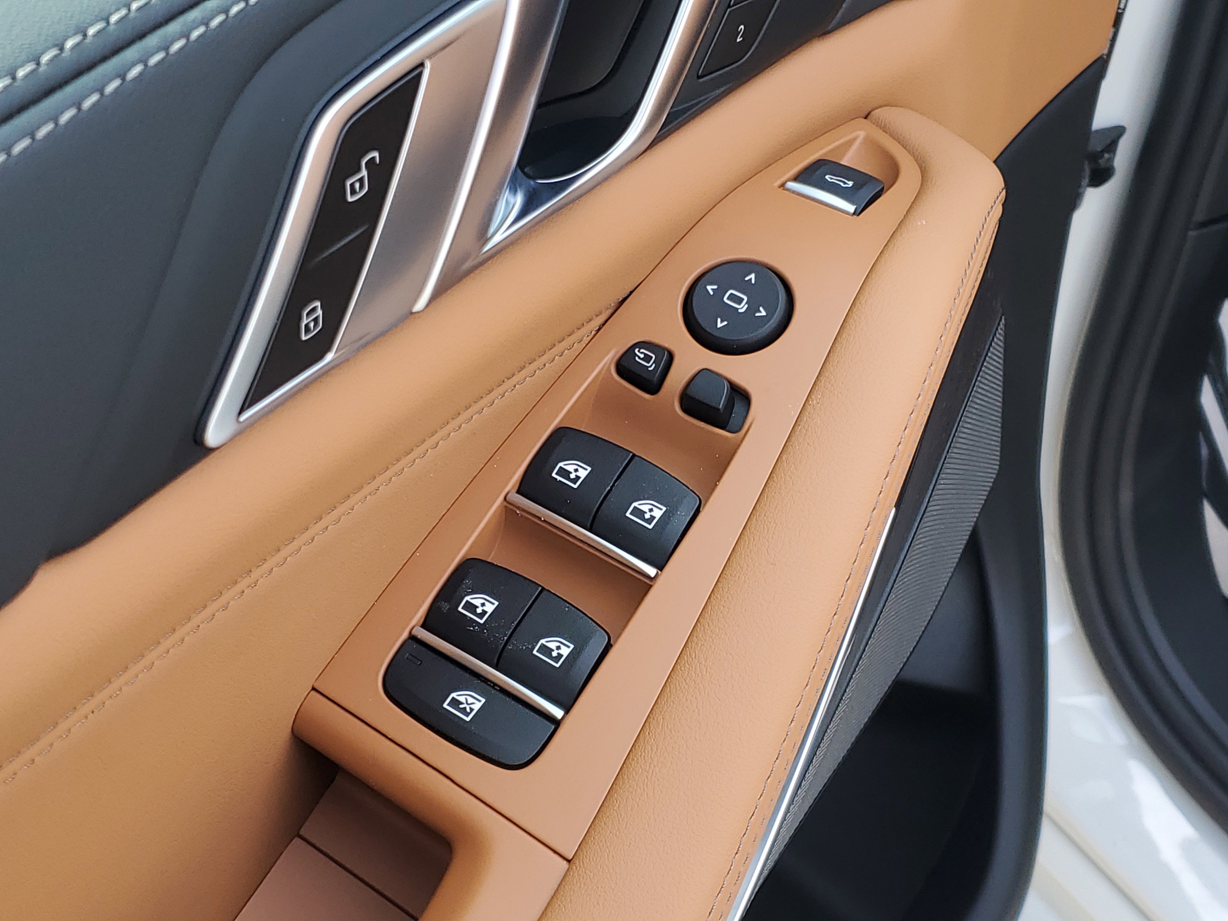 New 2026 BMW X5 M60i image 6