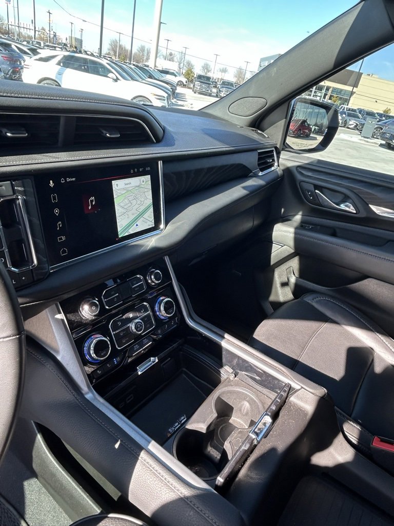Used 2023 GMC Yukon Denali image 16