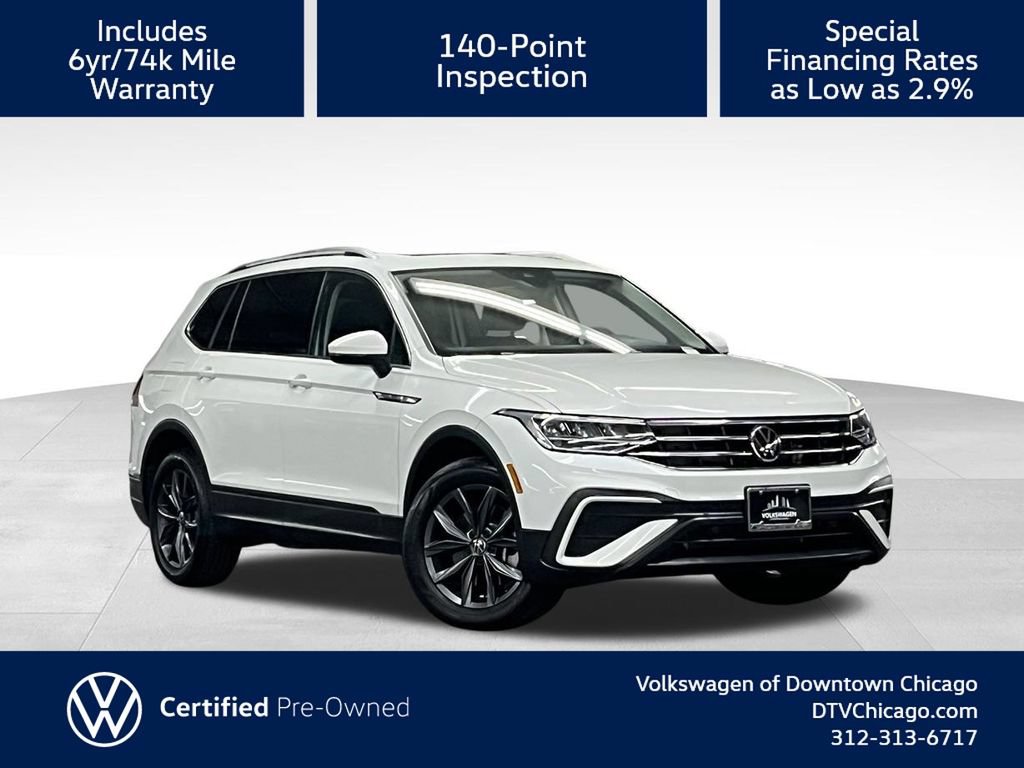 Used 2023 Volkswagen Tiguan SE w/ Panoramic Sunroof Package FWD image 1
