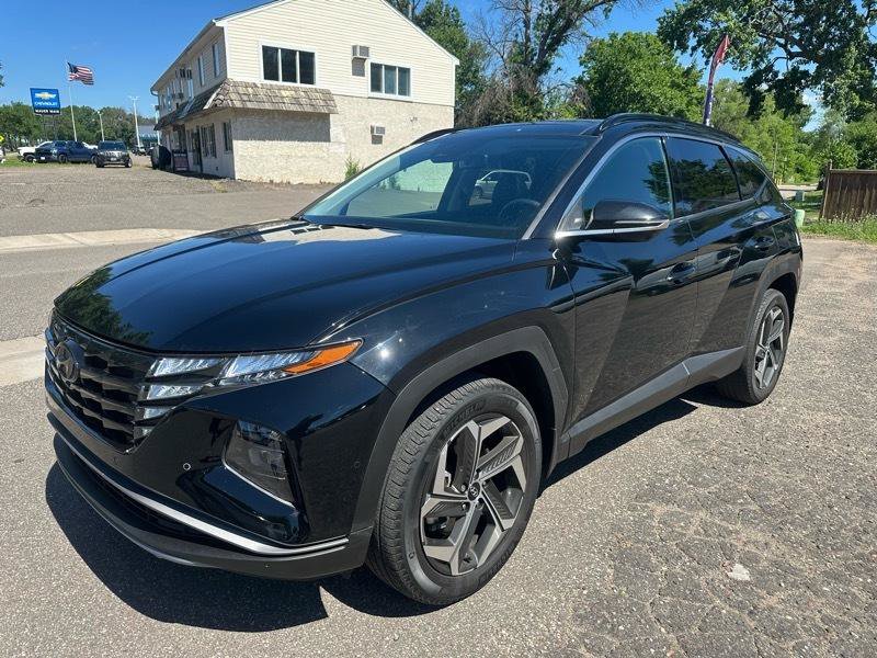 Used 2022 Hyundai Tucson Limited w/ Winter Package AWD/4WD image 3