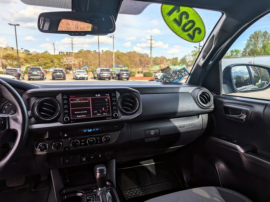 Used 2021 Toyota Tacoma TRD Off-Road image 10
