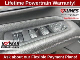 Used 2023 GMC Yukon XL Denali image 27