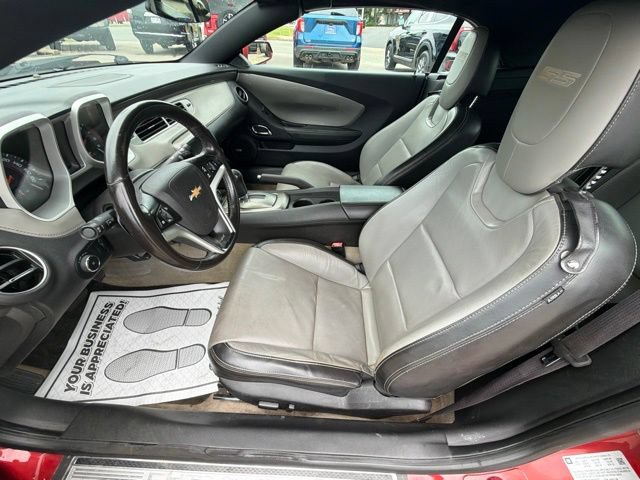 Used 2014 Chevrolet Camaro SS w/ RS Package RWD image 15