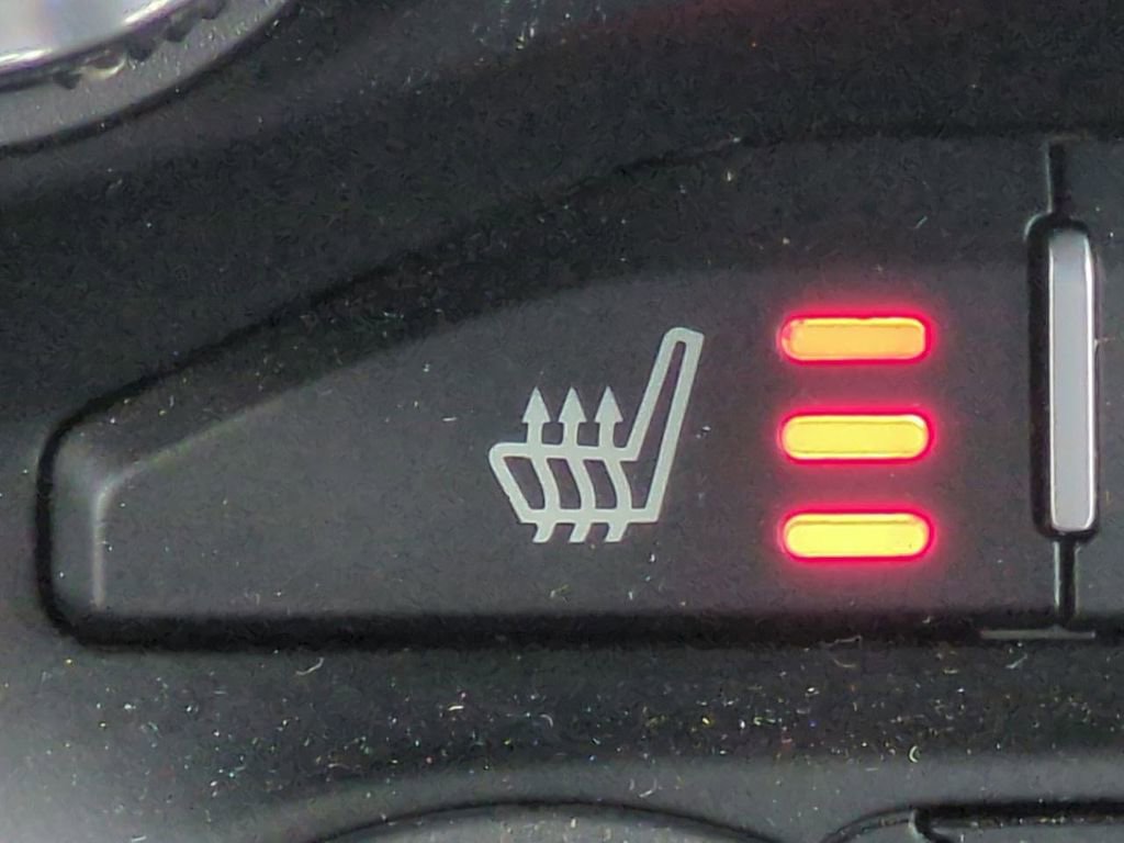 Used 2021 RAM 1500 Laramie image 23