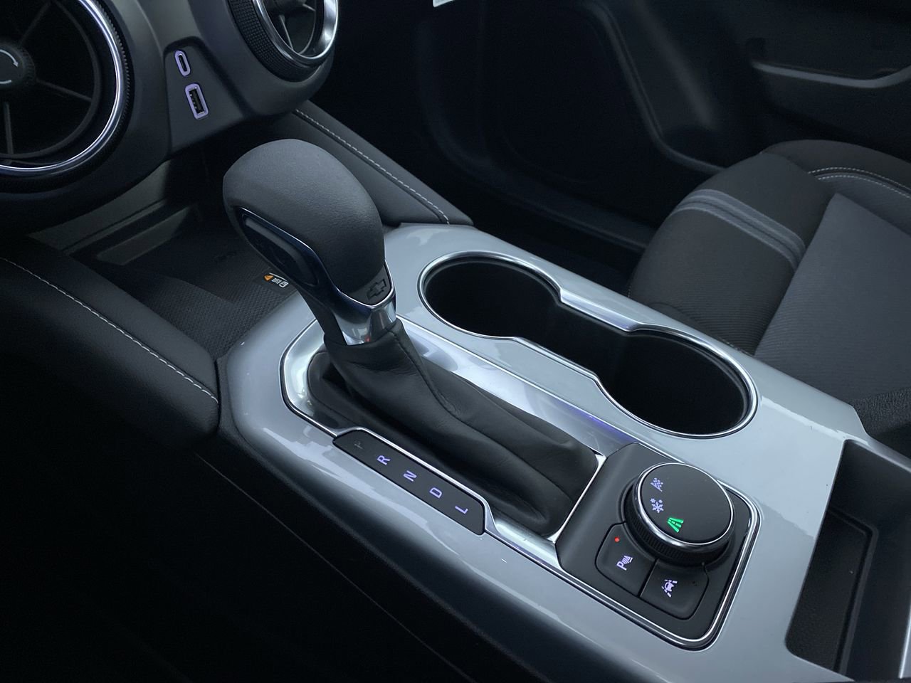 New 2026 Chevrolet Blazer LT w/ Convenience Package FWD image 14