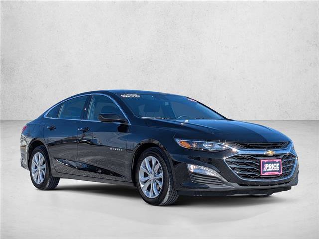 Used 2025 Chevrolet Malibu LT image 3
