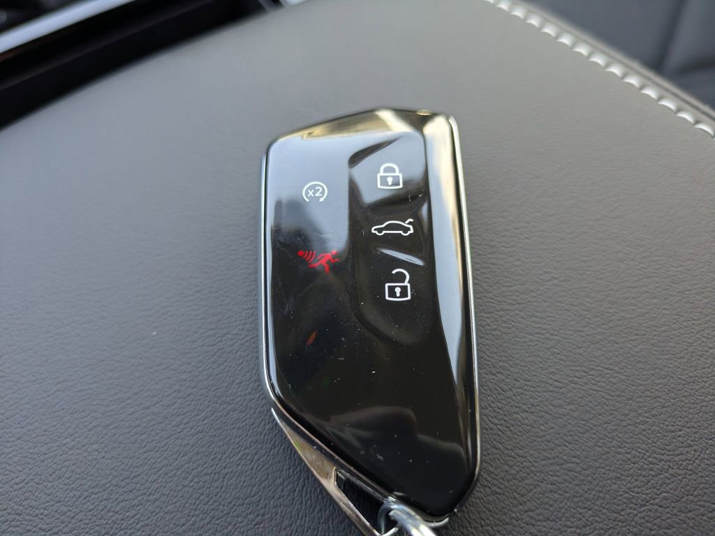 New 2026 Volkswagen Atlas SE image 28