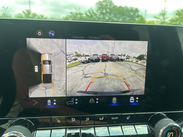 Used 2025 Chevrolet Colorado Z71 w/ Technology Package image 22