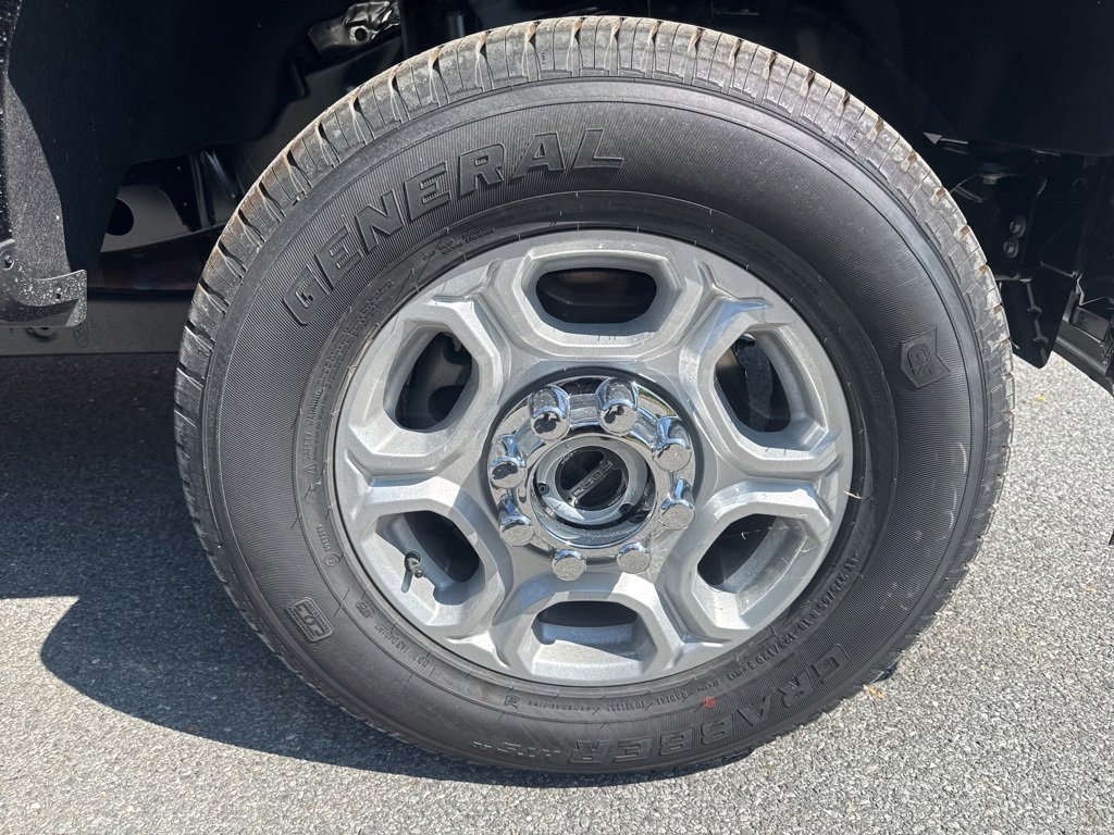 New 2025 Ford F250 XLT w/ 360-Degree Camera Package image 13