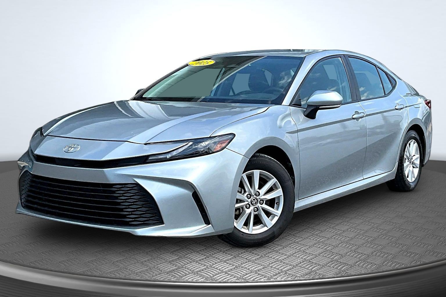 Used 2025 Toyota Camry LE