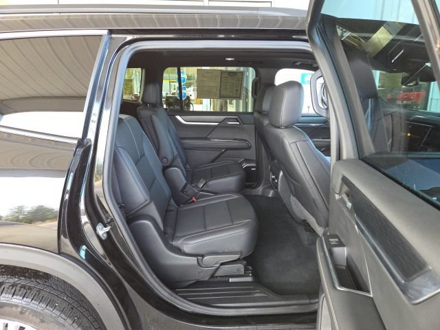 Used 2024 GMC Acadia Elevation w/ Trailering Package AWD/4WD image 55
