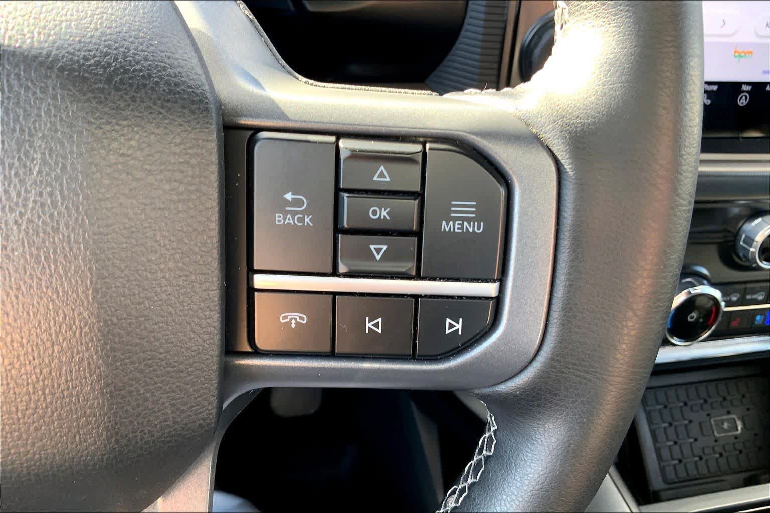 Used 2025 Ford F150 Lariat w/ Equipment Group 502A High AWD/4WD image 25
