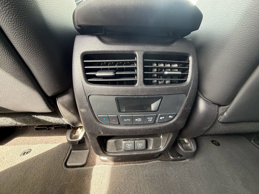 Used 2020 Acura MDX SH-AWD image 19