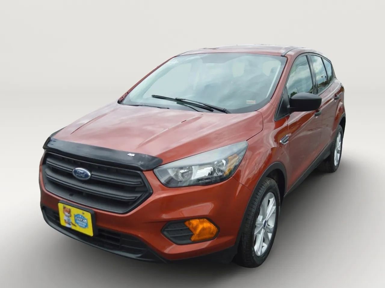 Used 2019 Ford Escape S image 2