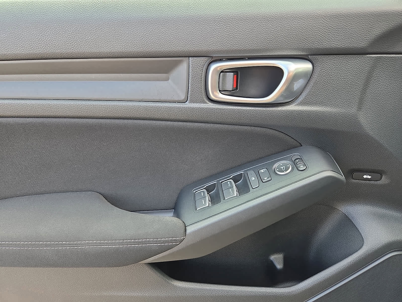 Used 2023 Honda Civic LX image 13