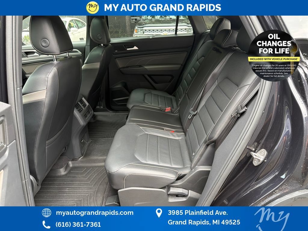 Used 2022 Volkswagen Atlas Cross Sport SEL Premium R-Line AWD/4WD image 28
