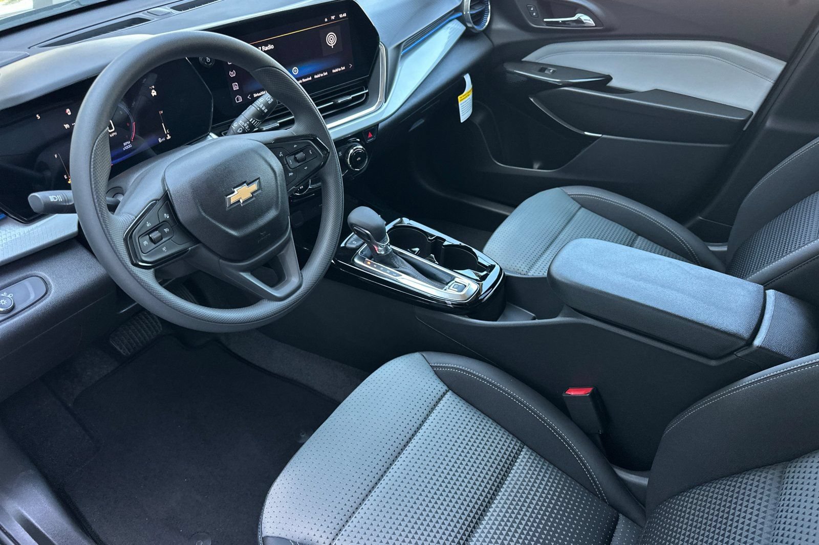 New 2026 Chevrolet Trax LT FWD image 10