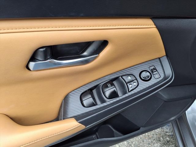 Used 2023 Nissan Sentra SV w/ SV Premium Package FWD image 14