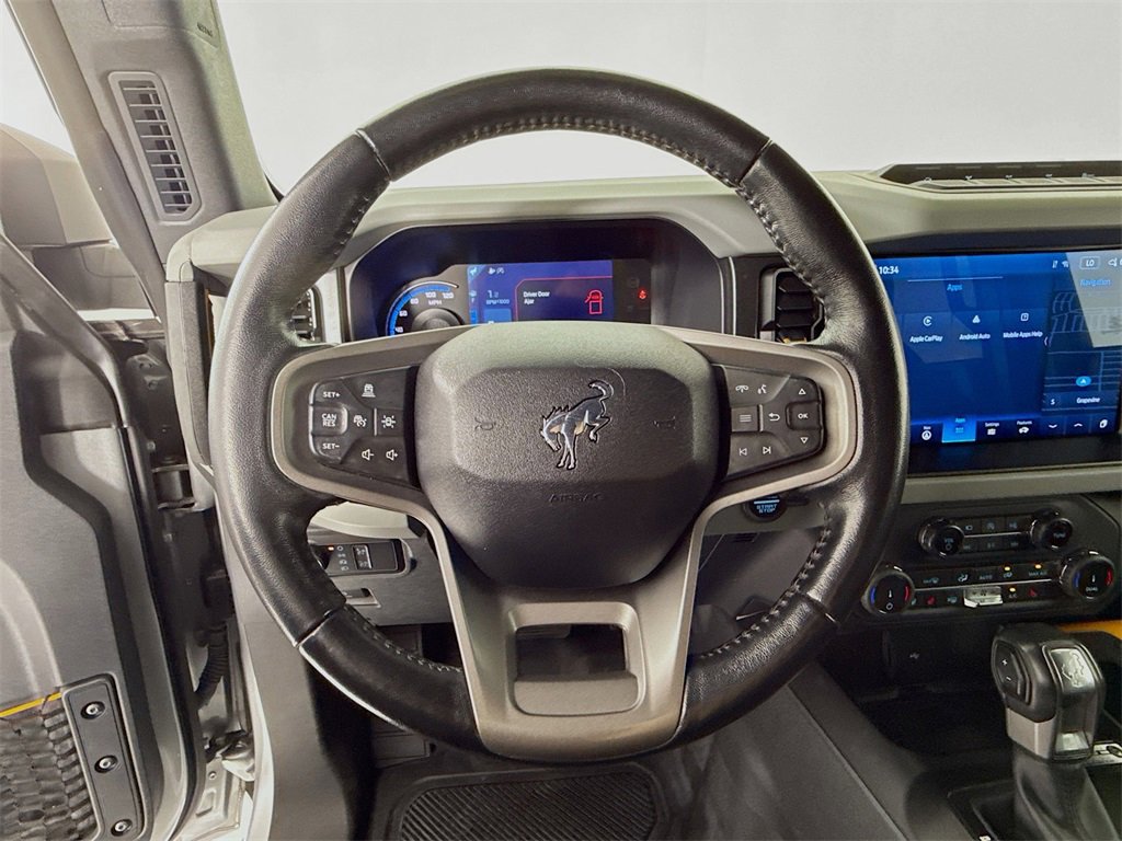 Used 2022 Ford Bronco Badlands image 15