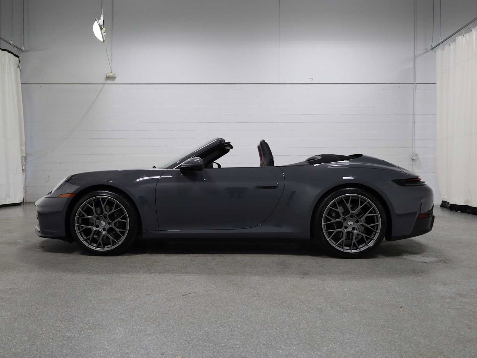Certified 2025 Porsche 911 Carrera RWD image 2