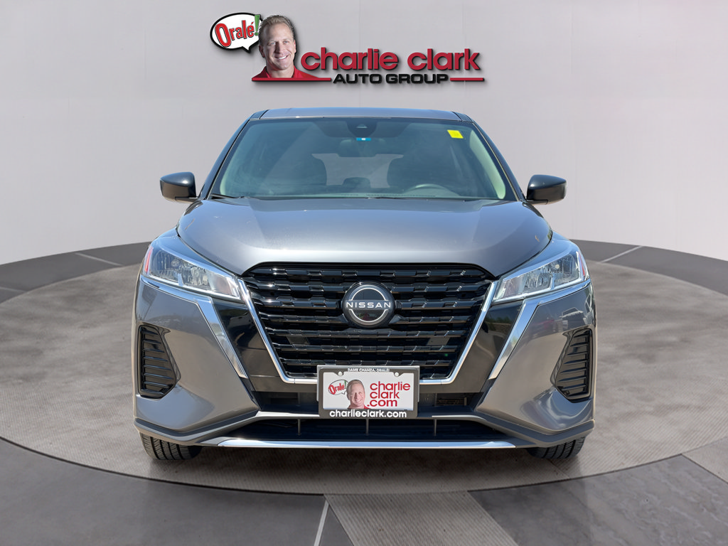 Used 2023 Nissan Kicks S FWD image 9