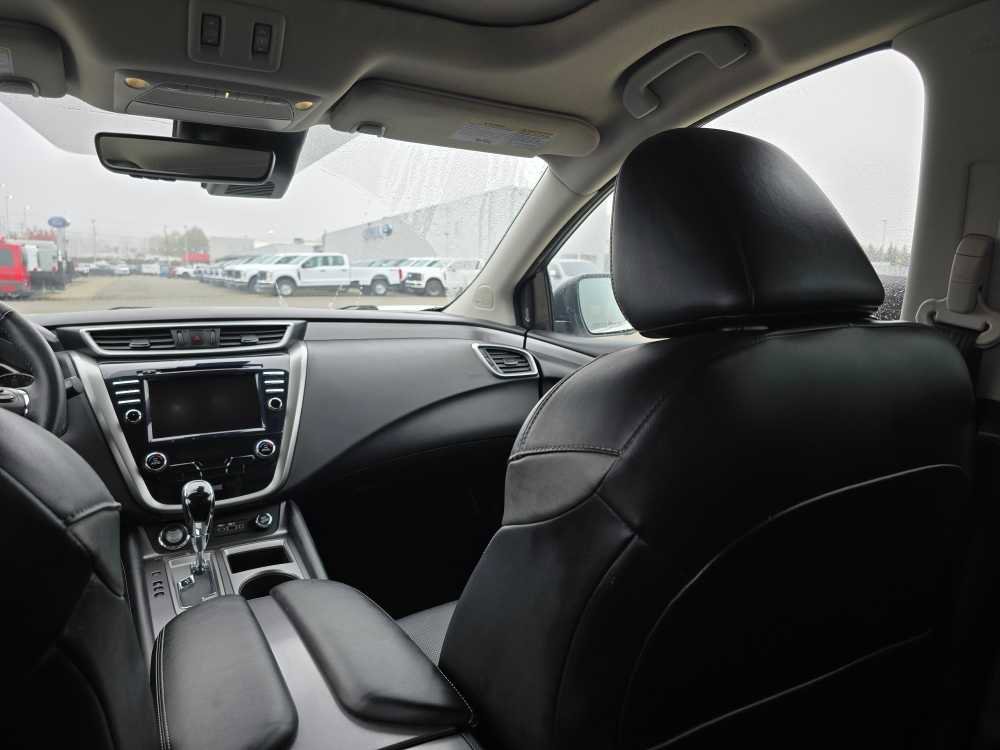 Used 2024 Nissan Murano SL image 14