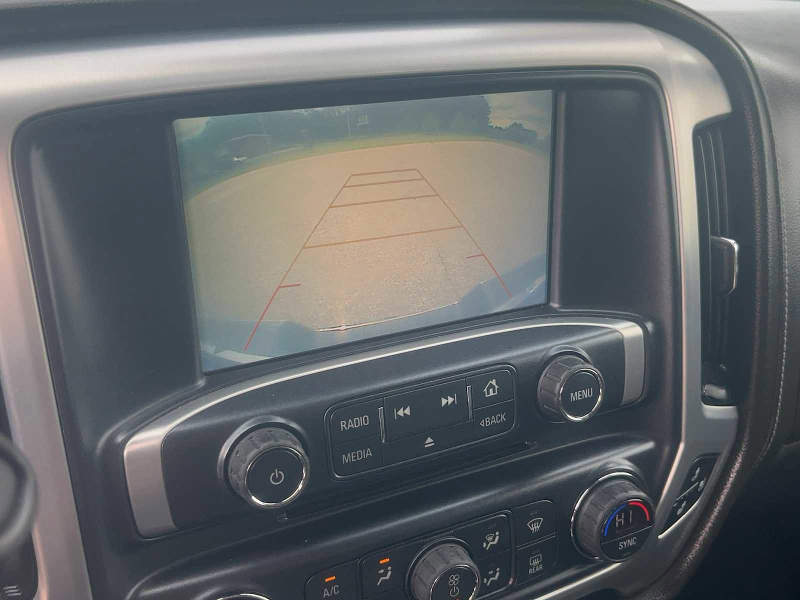 Used 2018 GMC Sierra 1500 SLT AWD/4WD image 8
