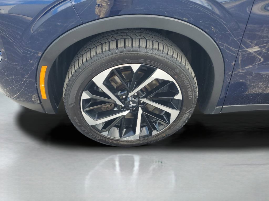 Used 2024 Mitsubishi Outlander SE image 33