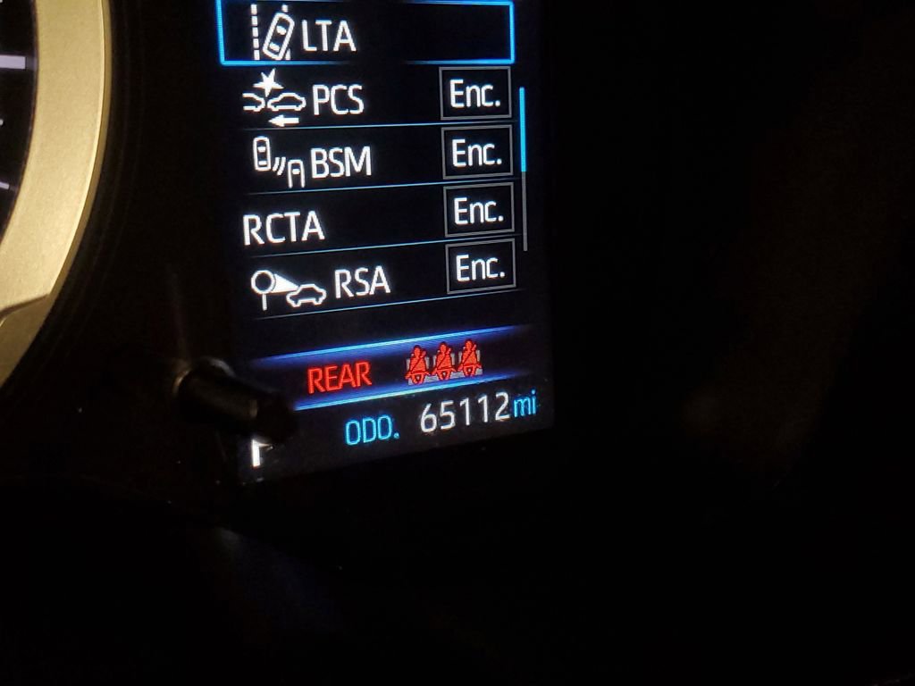 Used 2022 Toyota Corolla Cross LE w/ Moonroof Package image 24