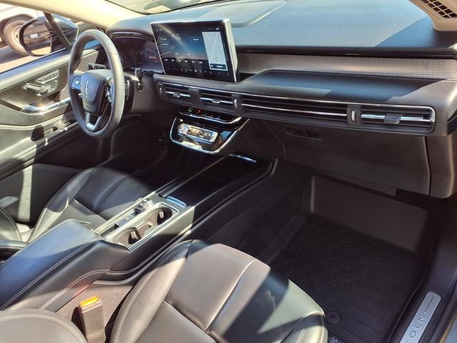 Used 2025 Lincoln Corsair FWD image 27