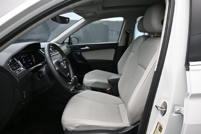 Used 2021 Volkswagen Tiguan SEL AWD/4WD image 8