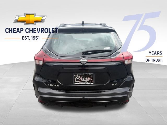 Used 2023 Nissan Kicks SV FWD image 4