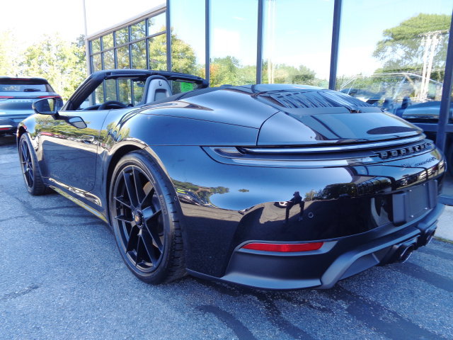 Used 2026 Porsche 911 Carrera 4 GTS AWD/4WD image 7