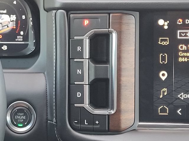 Used 2024 GMC Yukon XL Denali Ultimate AWD/4WD image 18