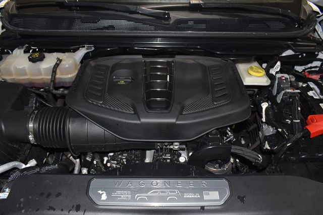 Certified 2024 Jeep Wagoneer L Series II w/ Flexible Seating Group image 10