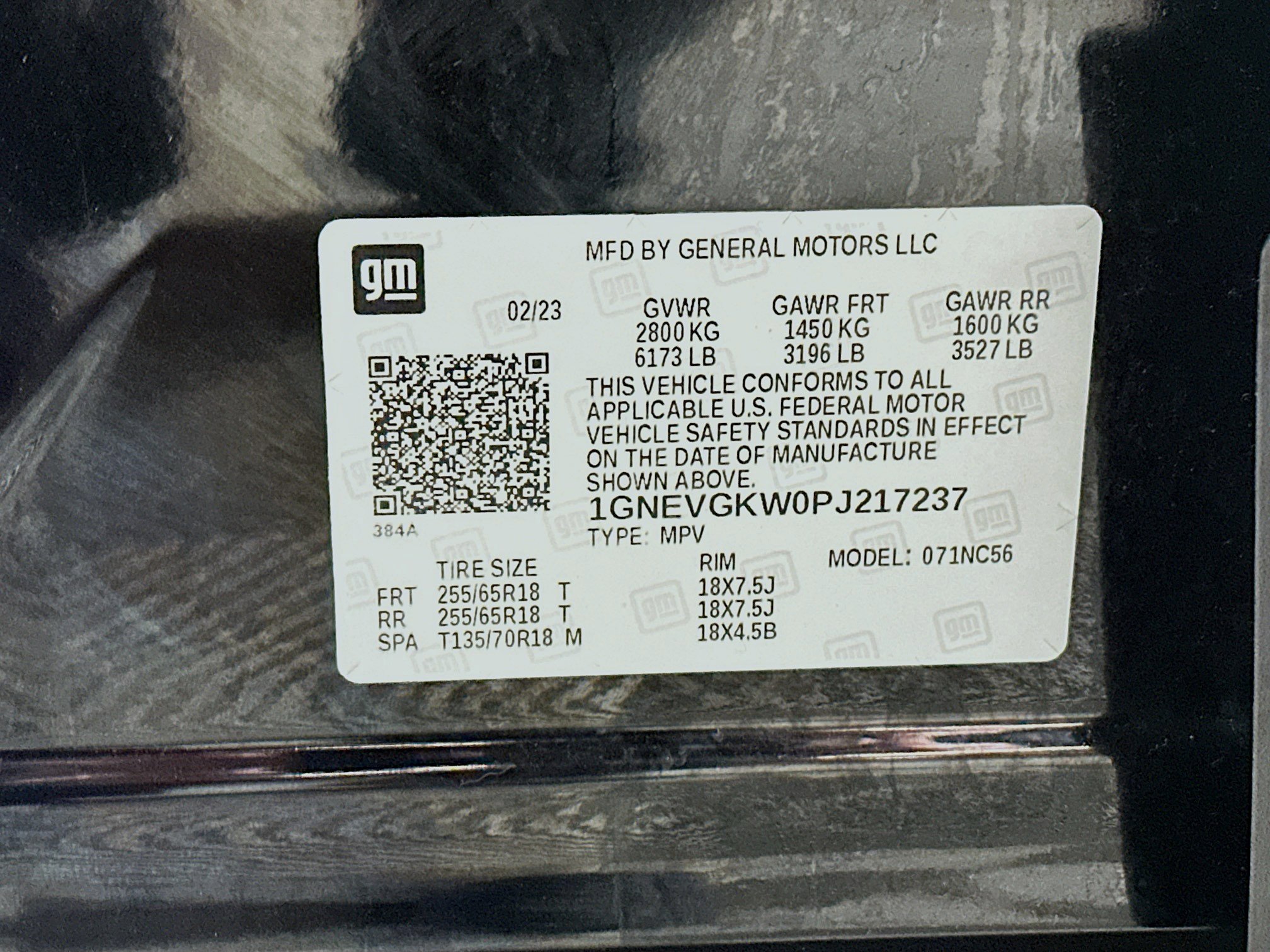 Used 2023 Chevrolet Traverse LT w/ Rear Camera Mirror Package AWD/4WD image 32