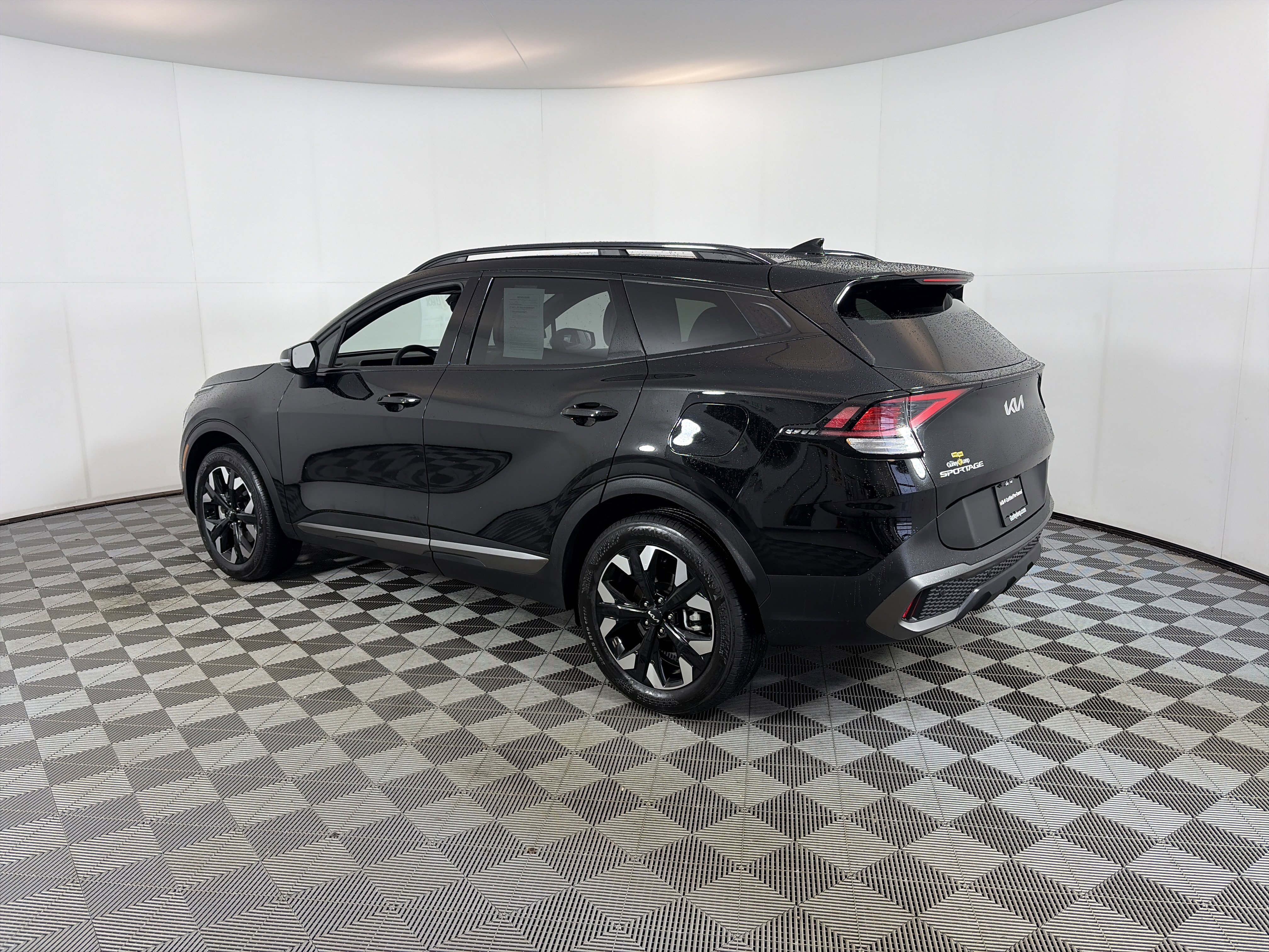 Used 2024 Kia Sportage X-Line w/ X-Line Premium Package AWD/4WD image 8
