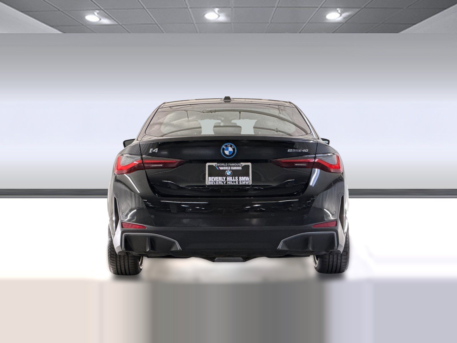 Used 2023 BMW i4 eDrive40 w/ Premium Package RWD image 9