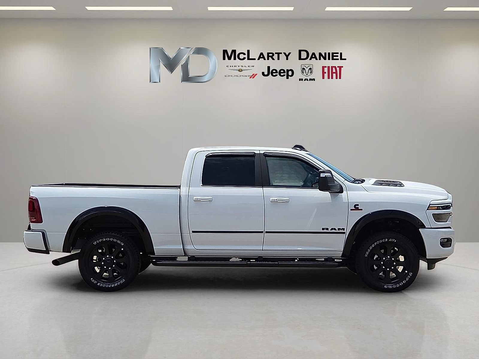 Used 2026 RAM 2500 Laramie w/ Night Edition AWD/4WD image 6