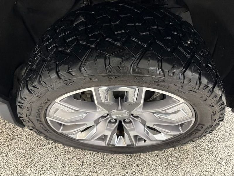 Used 2024 GMC Sierra 1500 Denali w/ Denali Reserve Package image 31